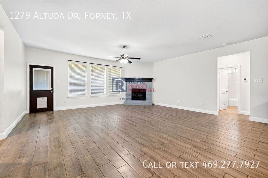 1279 Altuda Dr - Photo 3 of 37