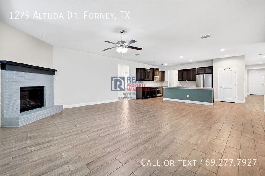 1279 Altuda Dr - Photo 4 of 37