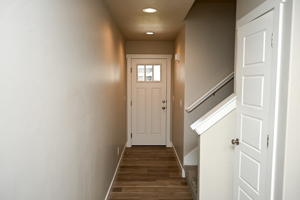 2782 W 4140 S - Photo 3 of 22