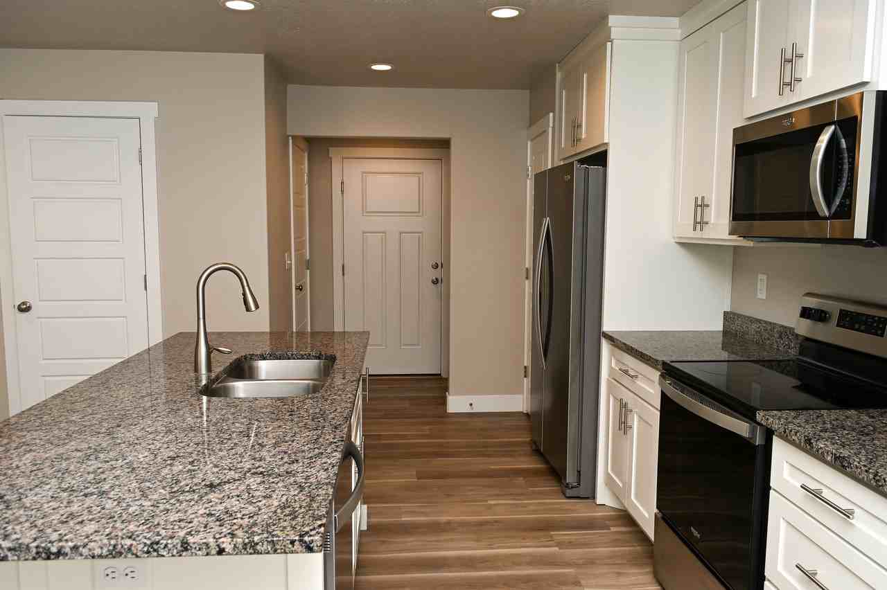 2782 W 4140 S - Photo 7 of 22