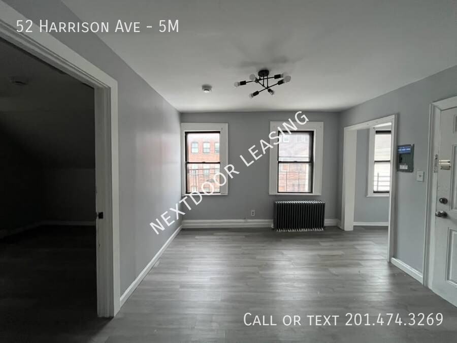 52 Harrison Ave #5M - Photo 6 of 8