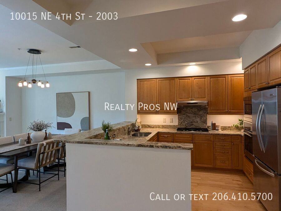 10015 Ne 4th St #2003 - Photo 7 of 19
