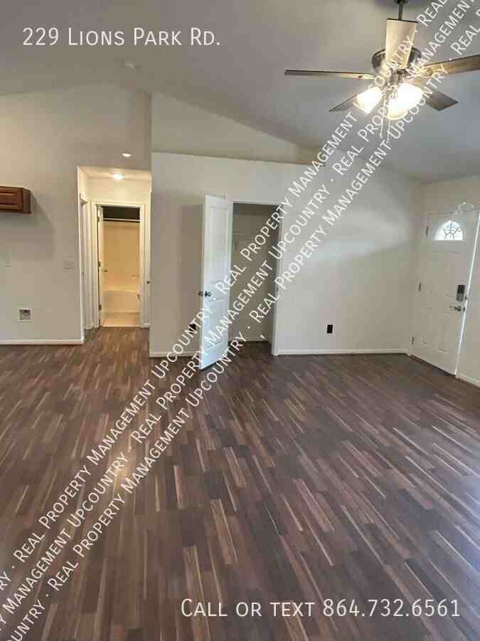 229 Lions Park Rd - Photo 3 of 19