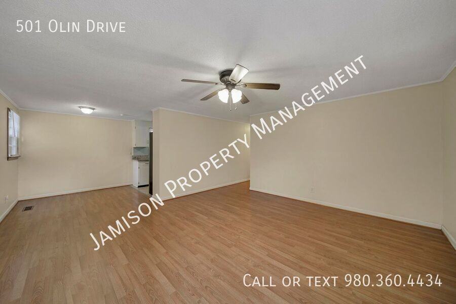 501 Olin Dr - Photo 4 of 27