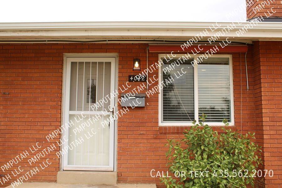 4042 Porter Ave - Photo 3 of 33
