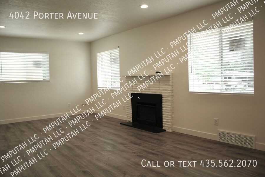 4042 Porter Ave - Photo 4 of 33