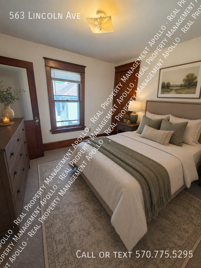 563 Lincoln Ave - Photo 5 of 19
