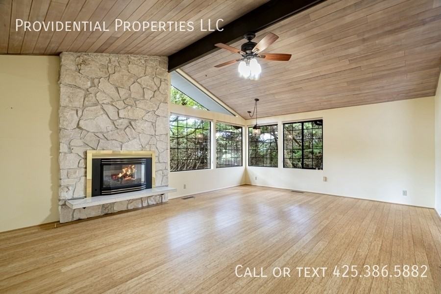 9530 Ne 30th St - Photo 3 of 21