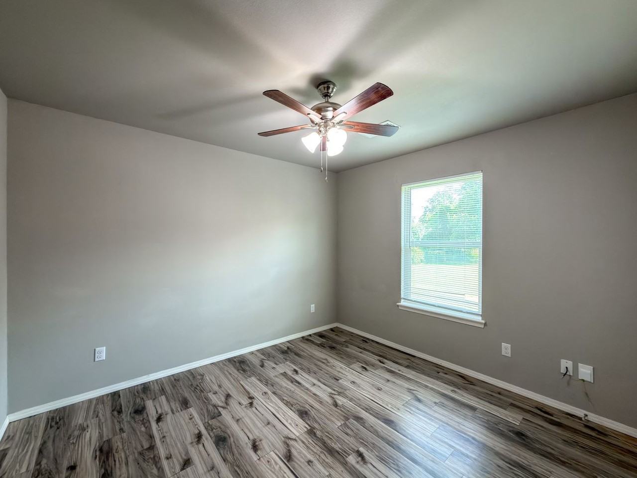 900 N 46th St #A - Photo 5 of 12