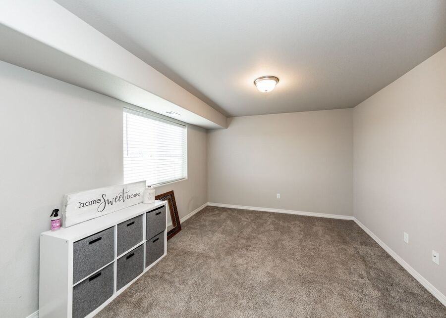 4037 Jericho Loop - Photo 4 of 28