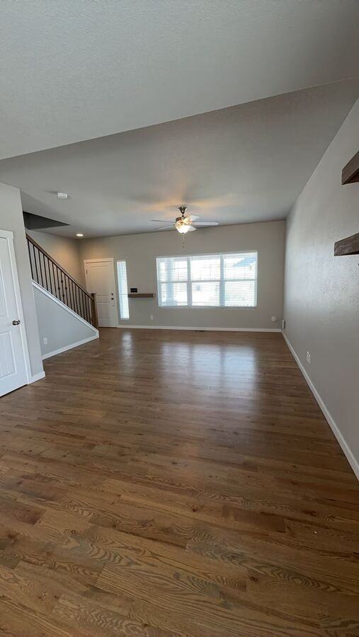 10092 Moorcroft Dr - Photo 3 of 20