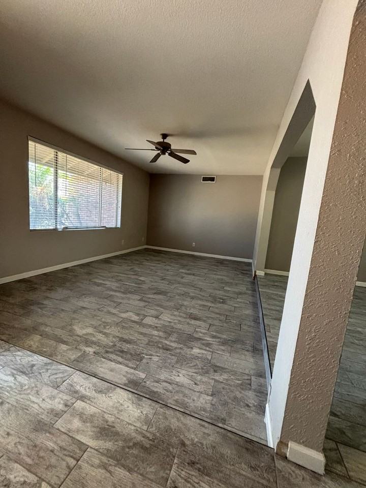 921 W Naranja Ave - Photo 3 of 17