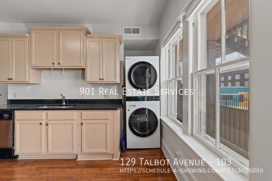 129 Talbot Ave #103 - Photo 7 of 24