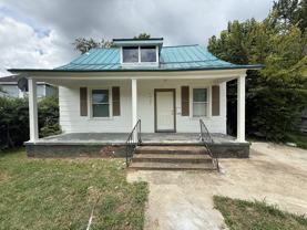 1057 College St - Photo 1 of 1