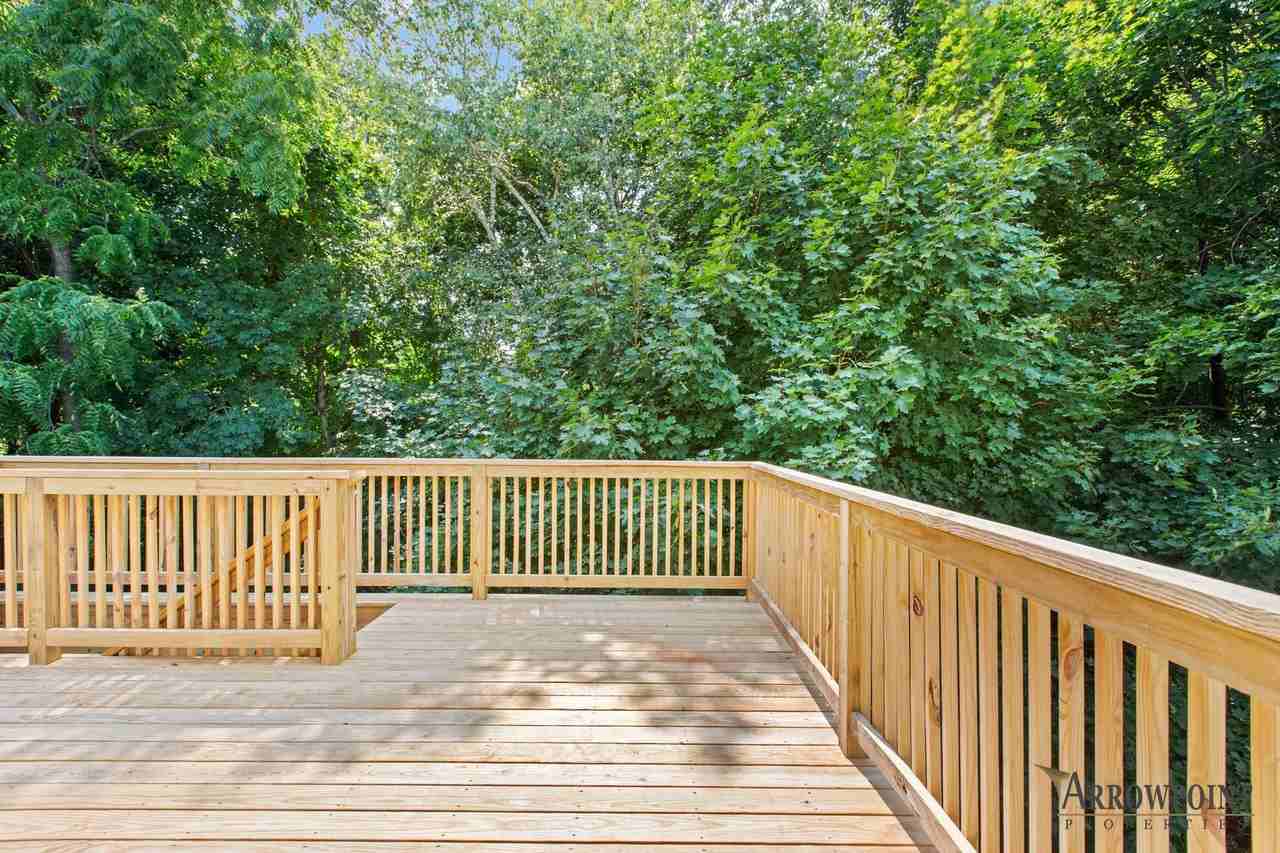 4 Manor Dr #F - Photo 7 of 50