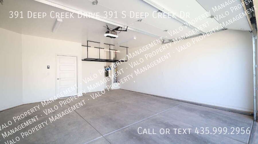 391 Deep Creek Drive 391 S Deep Creek Dr - Photo 2 of 25