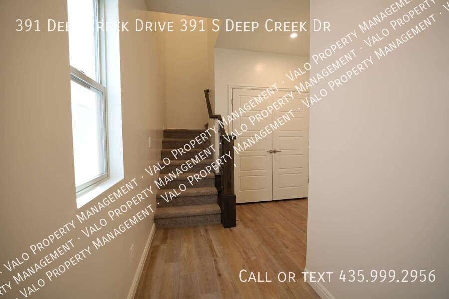 391 Deep Creek Drive 391 S Deep Creek Dr - Photo 4 of 25