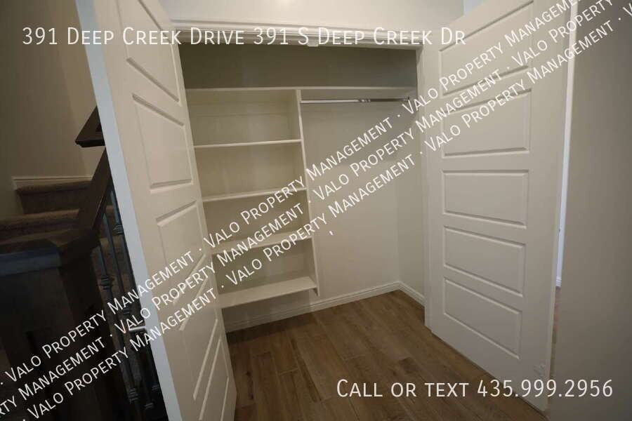391 Deep Creek Drive 391 S Deep Creek Dr - Photo 5 of 25