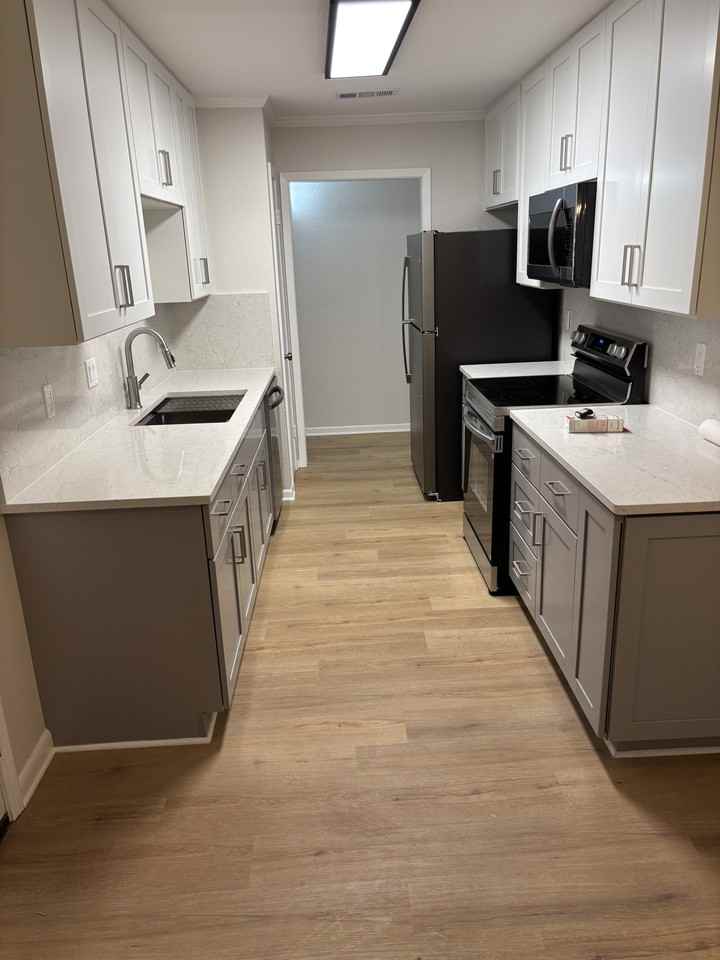 1202 Chapel View Dr - Photo 5 of 15