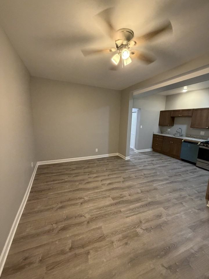 4341 S Michigan Ave #1S - Photo 2 of 15