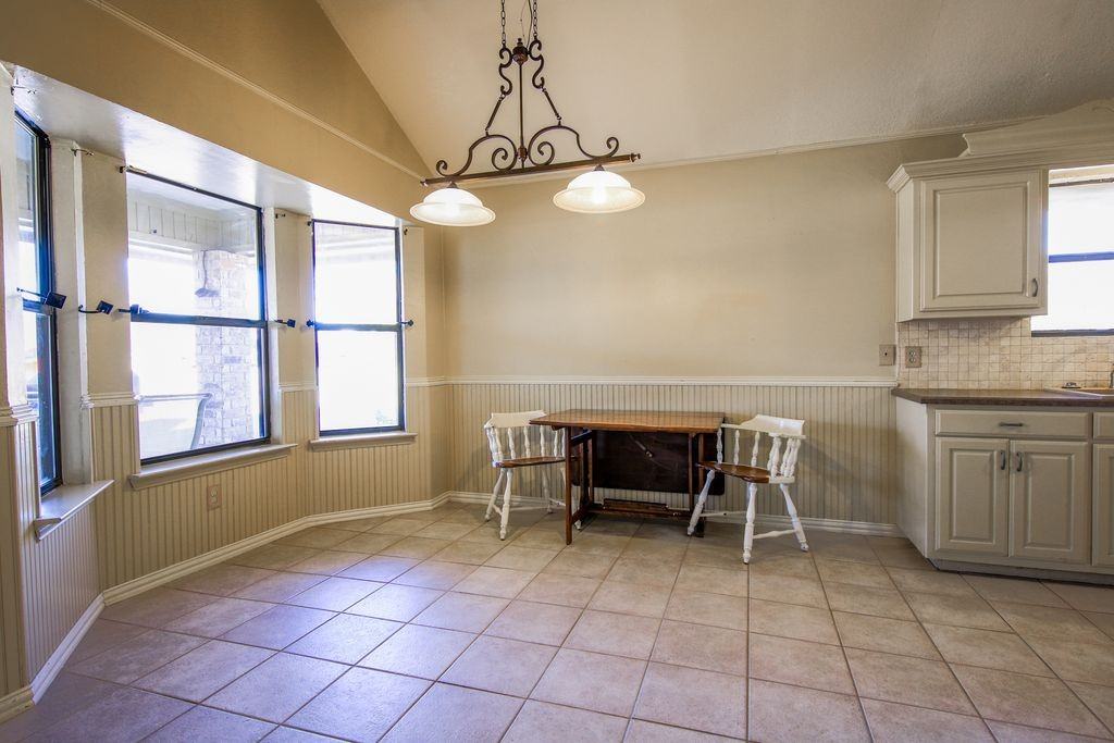 200 James St #NA - Photo 3 of 10