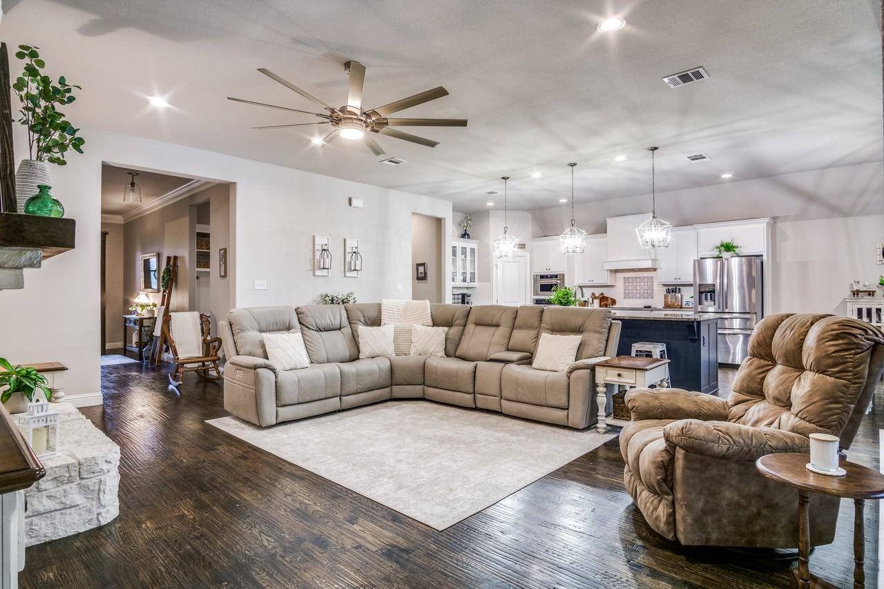 1188 Riverwood Trl #NA - Photo 4 of 20