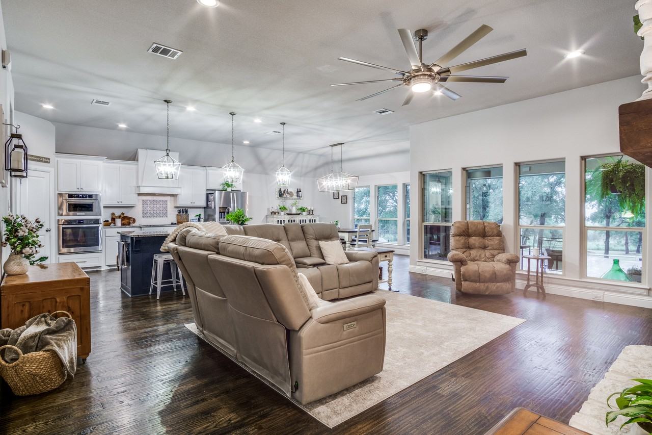 1188 Riverwood Trl #NA - Photo 5 of 20