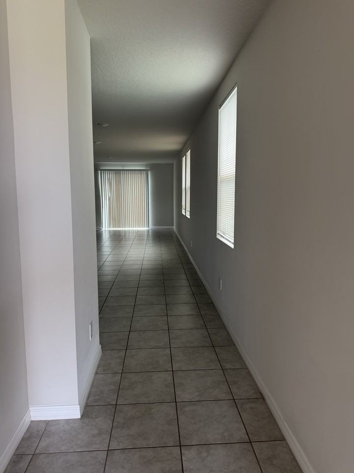 3532 Monaco Ln #NA - Photo 4 of 10