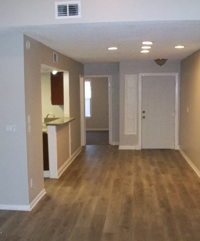 7610 Jana Ln S #7610 - Photo 2 of 11