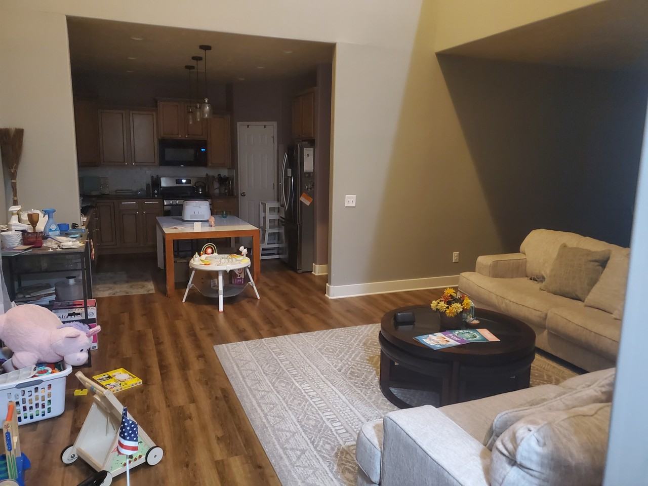 11553 S Oakmond Rd #NA - Photo 2 of 20