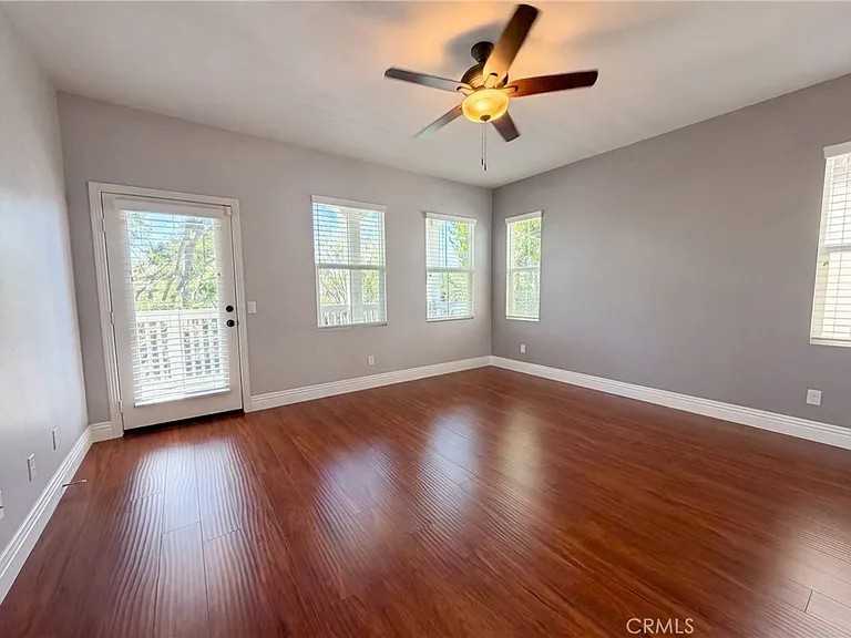 31893 Domenoe Way - Photo 6 of 7