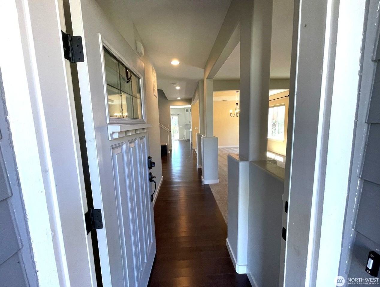 11327 58th Ave Se - Photo 3 of 36