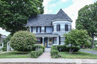 11 Pleasant St #2 - Photo 1 of 1