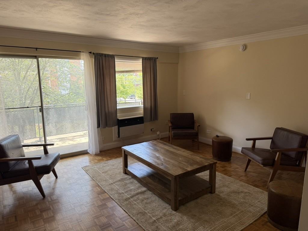 1800 Jefferson Park Ave #5 - Photo 2 of 14
