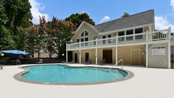 featured image of 450 Waldan Cir
