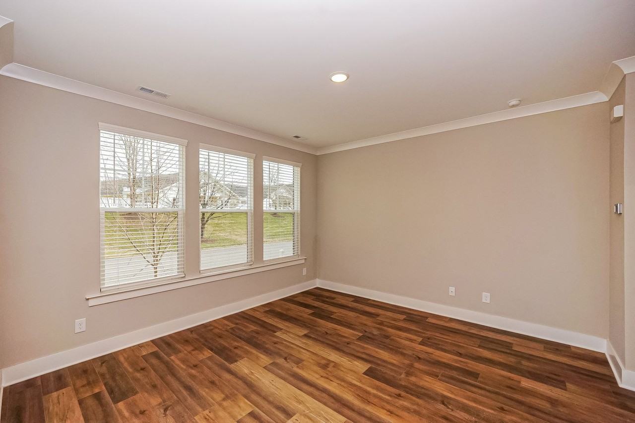 143 Carriage Club Dr - Photo 2 of 24