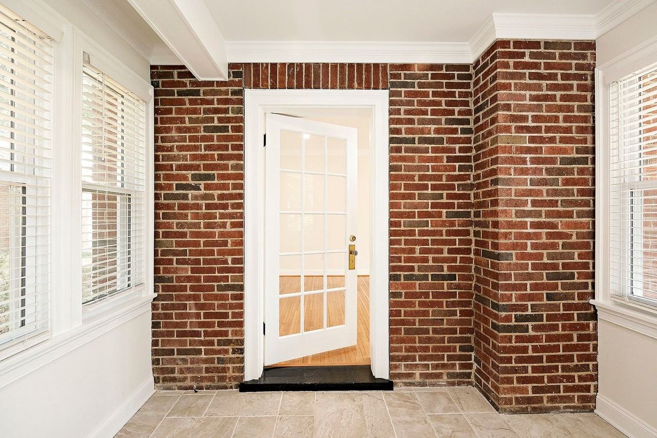 675 Evergreen Ave - Photo 6 of 30