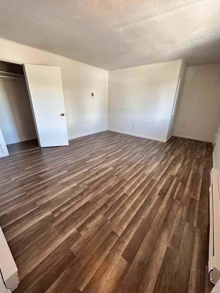 399 Mountain View Drive - Photo 4 of 19