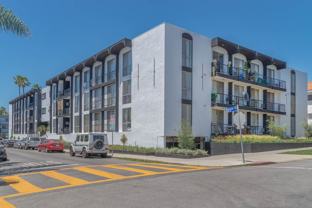 8011 W. Romaine Street - Photo 1 of 1
