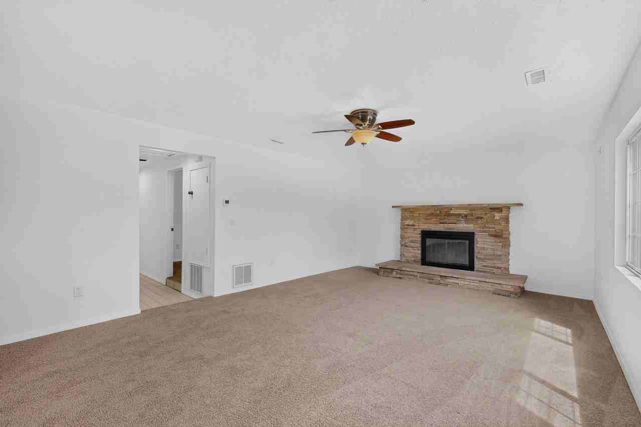 823 San Lorenzo Ave Nw #1 - Photo 7 of 50