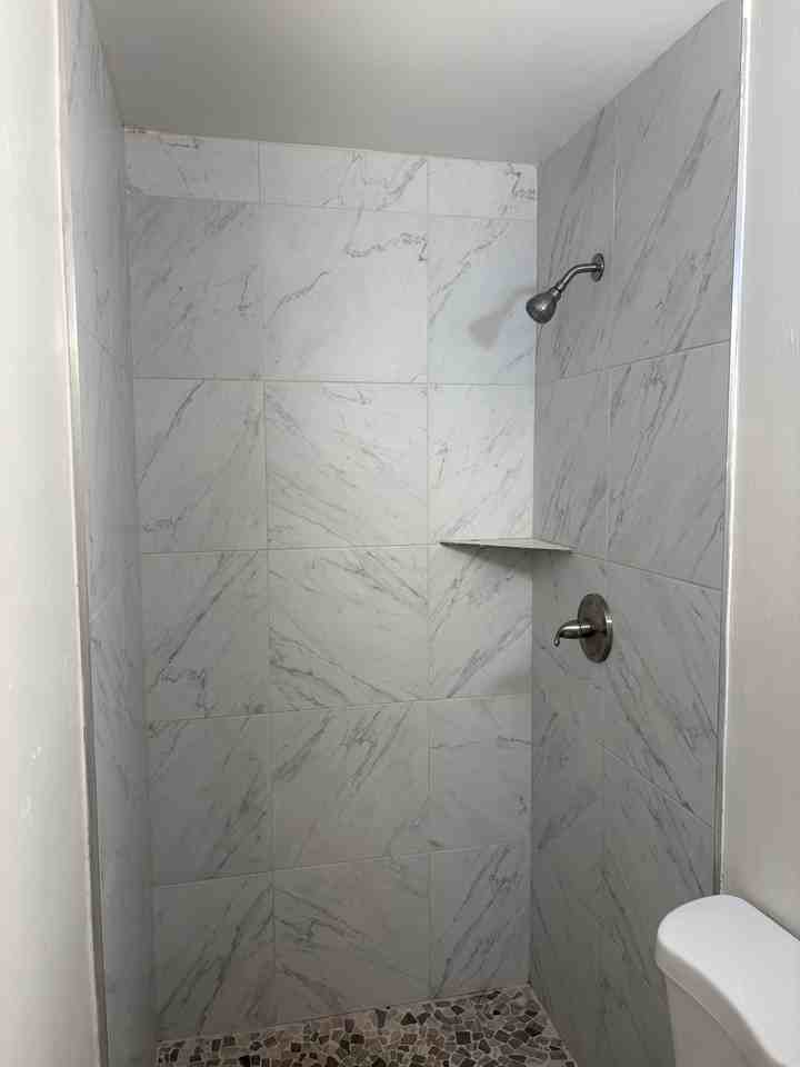 8815 N 28th Ave #1 - Photo 7 of 19