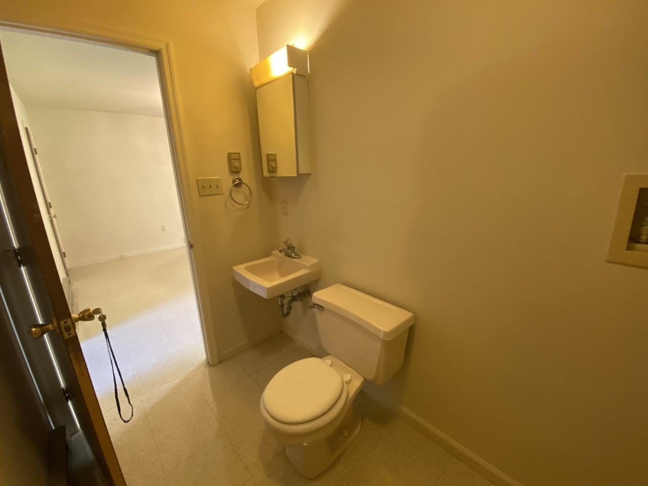 212 Magnolia Dr #212 - Photo 7 of 29