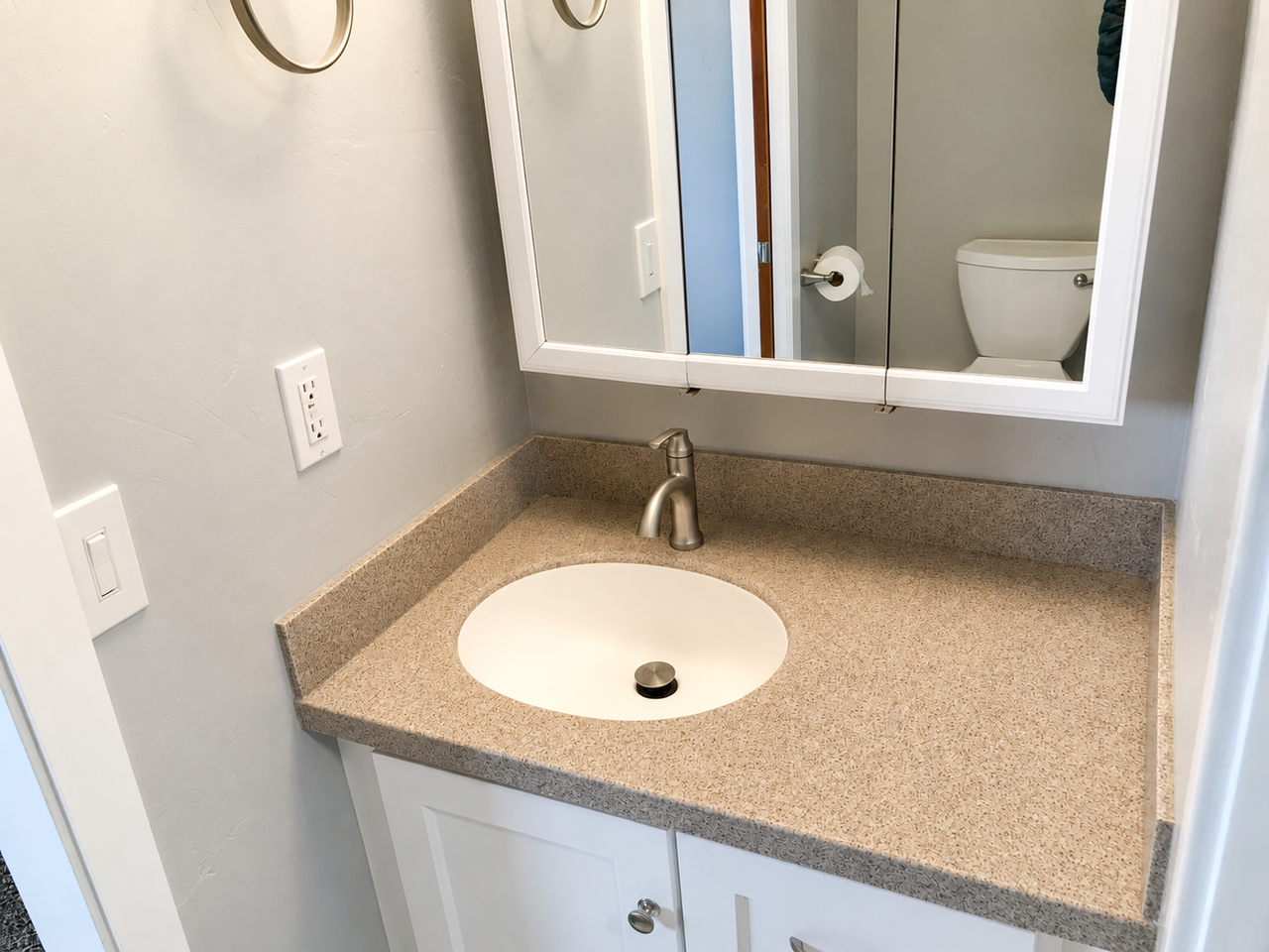 2818 S 450 W - Photo 7 of 16