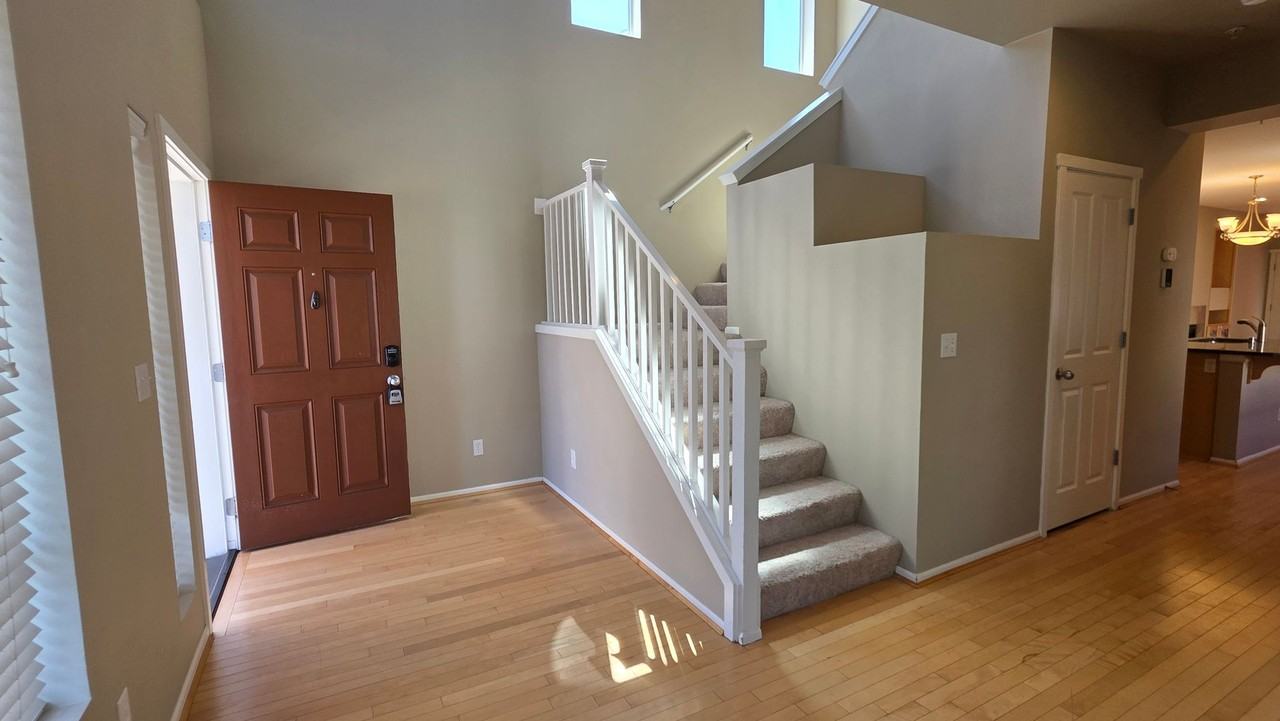 22029 44th Pl S #7 - Photo 2 of 32
