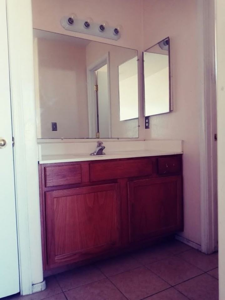 6711 N 61st Ave - Photo 4 of 7
