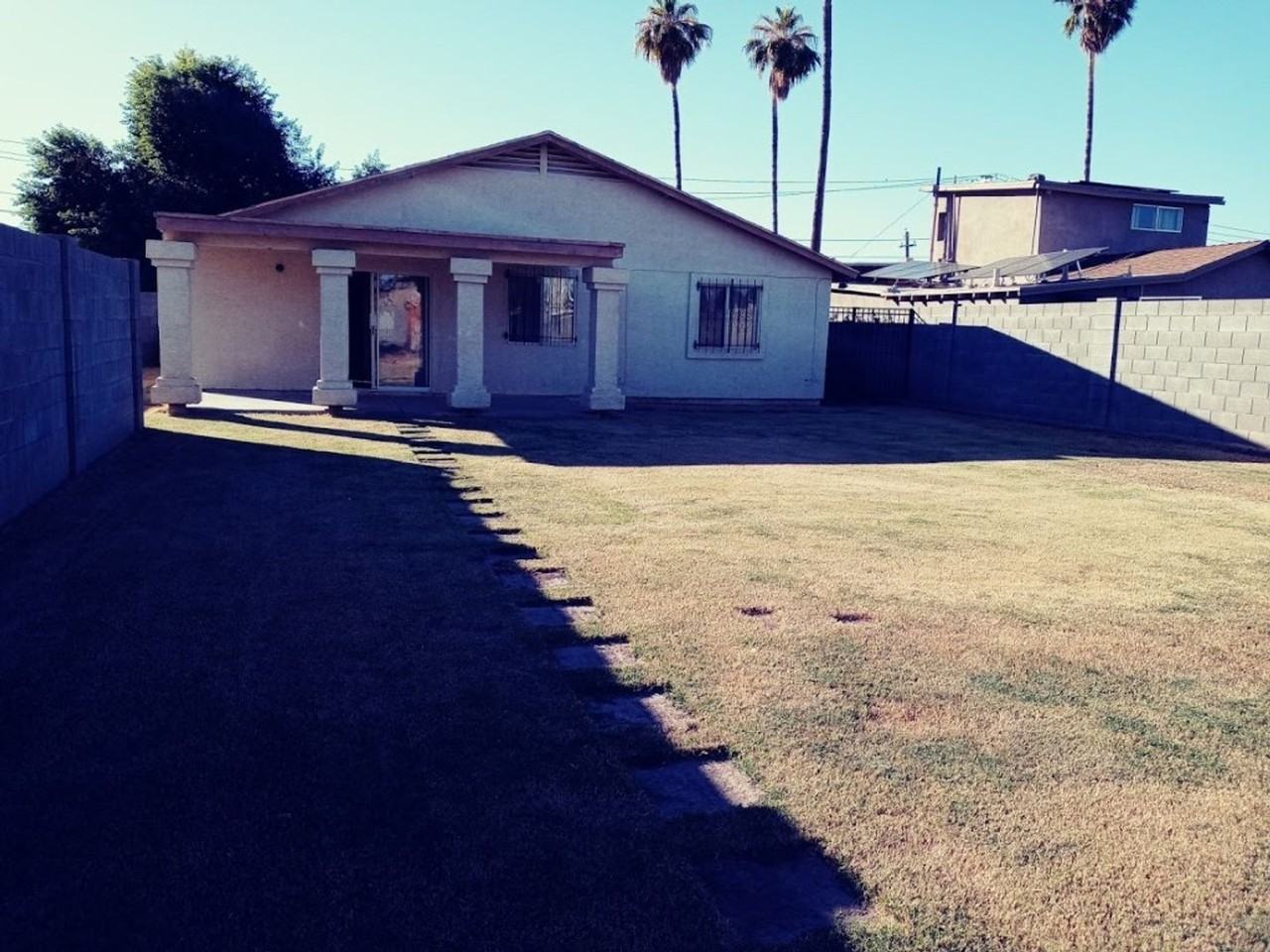 6711 N 61st Ave - Photo 7 of 7