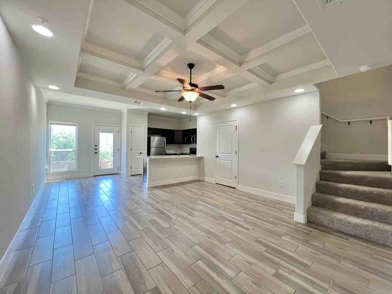 6310 Melanzane Ave - Photo 2 of 20