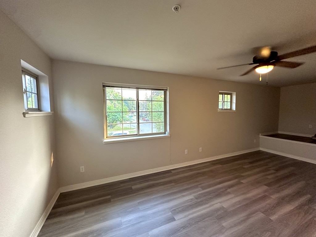 901 Spruce St #D - Photo 4 of 33