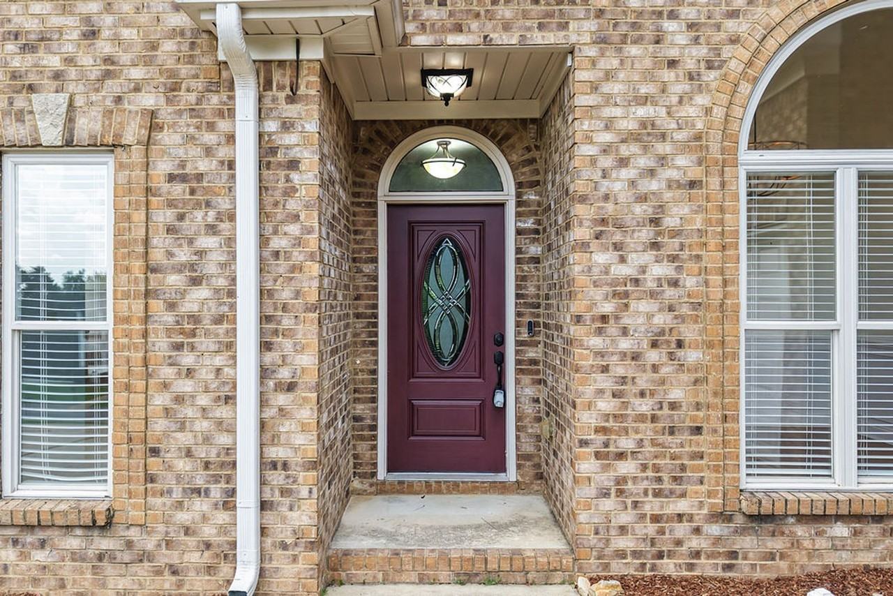 710 Valley St - Photo 5 of 45