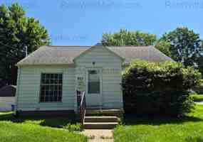 featured image of 925 Hammond Ave